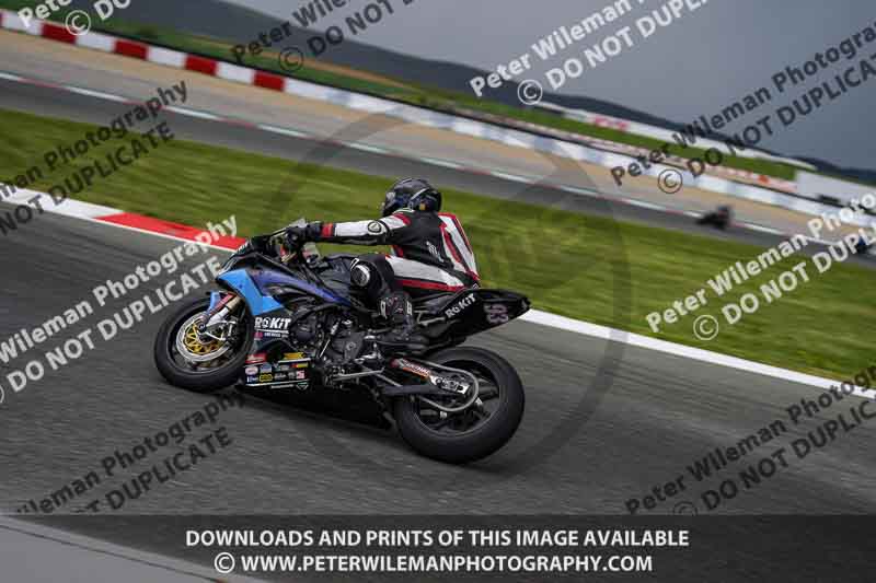 cadwell no limits trackday;cadwell park;cadwell park photographs;cadwell trackday photographs;enduro digital images;event digital images;eventdigitalimages;navarra;no limits trackdays;peter wileman photography;racing digital images;trackday digital images;trackday photos